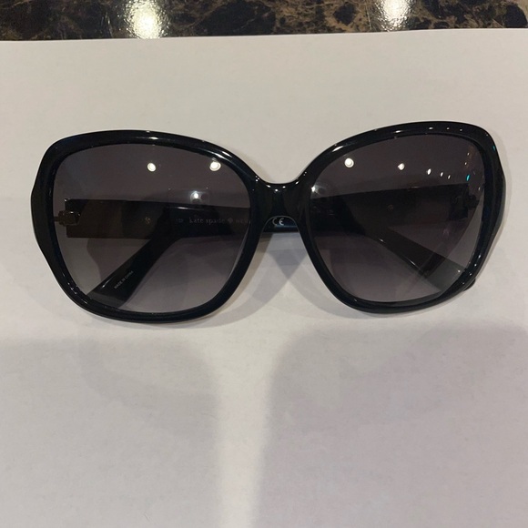 Kate Spade Carmel Black Sunglasses 🕶️ 😎 - Picture 3 of 11